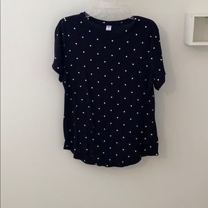 Black polkadot tee